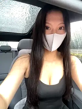 xiaojiu-6 online show from October 18, 2025, 6:59 am