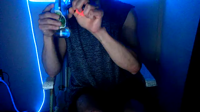 highinhtxx online show from November 17, 2025, 9:35 am