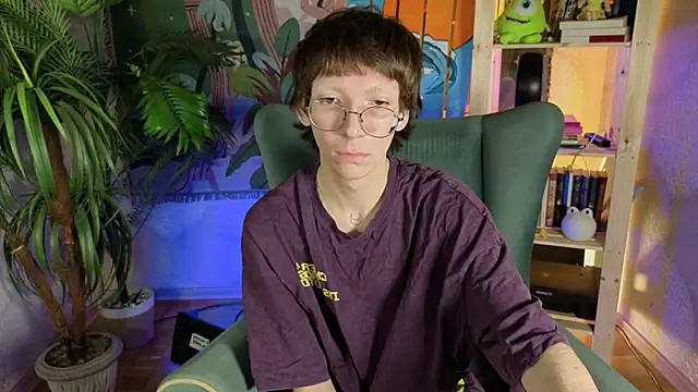 TommieHi online show from October 15, 2025, 12:24 pm