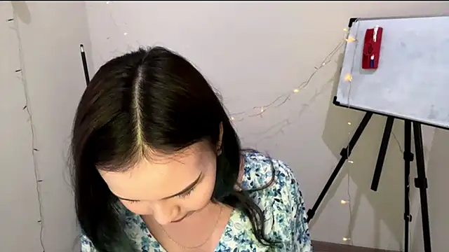 CarollFalick online show from November 28, 2025, 7:30 am