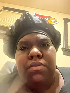 Snapshot of Angelslays chatting on October 24, 2025, 10:47 am Angelslays online show from October 24, 2025, 10:47 am