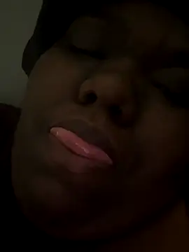 Snapshot of Angelslays chatting on October 27, 2025, 5:58 pm Angelslays online show from October 27, 2025, 5:58 pm