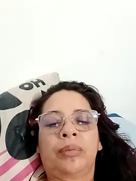 Snapshot of AdiniTA__Hot chatting on September 30, 2025, 2:17 am AdiniTA Hot online show from September 30, 2025, 2:17 am
