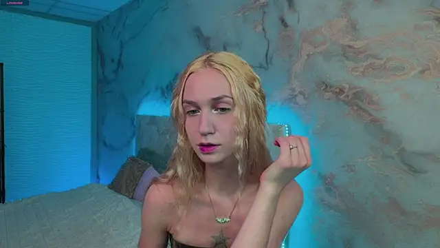 Snapshot of SerenaCrystall chatting on July 30, 2026, 10:36 am SerenaCrystall online show from July 30, 2026, 10:36 am