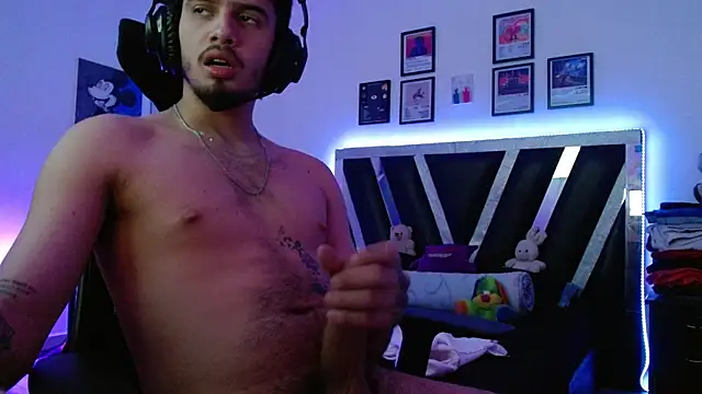 Sebasxxl12 online show from December 15, 2025, 10:32 am