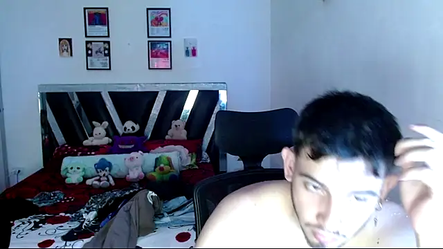 Snapshot of Sebasxxl12 chatting on May 20, 2026, 10:29 pm Sebasxxl12 online show from May 20, 2026, 10:29 pm