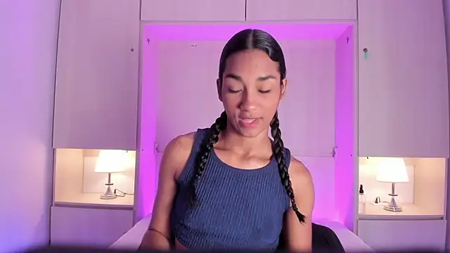 Snapshot of AnahiCollins chatting on February 28, 2026, 11:43 am AnahiCollins online show from February 28, 2026, 11:43 am