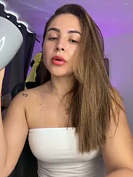 Snapshot of Eliz_520 chatting on March 2, 2026, 12:23 pm Eliz 520 online show from March 2, 2026, 12:23 pm