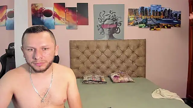 Snapshot of scarlett_vex chatting on October 31, 2025, 1:13 am scarlett vex online show from October 31, 2025, 1:13 am