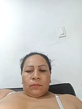 Snapshot of Dirty_Candy chatting on November 23, 2025, 6:29 pm Dirty Candy online show from November 23, 2025, 6:29 pm