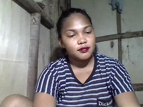 Snapshot of sweetlexypinay19 chatting on June 3, 2026, 2:33 pm sweetlexypinay19 online show from June 3, 2026, 2:33 pm