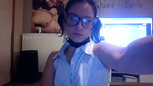 Snapshot of NIXMAX chatting on October 5, 2025, 8:43 pm NIXMAX online show from October 5, 2025, 8:43 pm