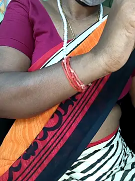 Snapshot of Tamilselviroja- chatting on October 6, 2025, 4:19 pm Tamilselviroja- online show from October 6, 2025, 4:19 pm