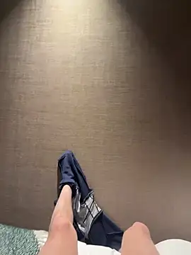 heet1998 online show from February 16, 2026, 1:26 am