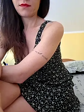 SonoSoloTua online show from November 12, 2025, 9:02 am