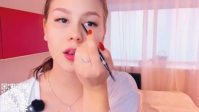 MondoNeko online show from November 7, 2025, 7:13 am