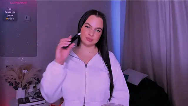 Meganberrybb online show from February 25, 2026, 4:23 am