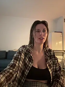 cuteagression1 online show from November 11, 2025, 7:14 am