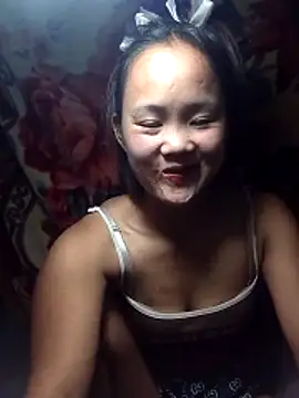 Alice wo online show from October 17, 2025, 10:33 pm