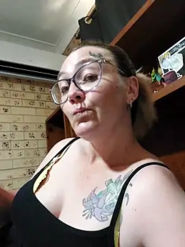 Snapshot of Sinful_Kait_XX chatting on November 10, 2025, 2:49 am Sinful Kait XX online show from November 10, 2025, 2:49 am