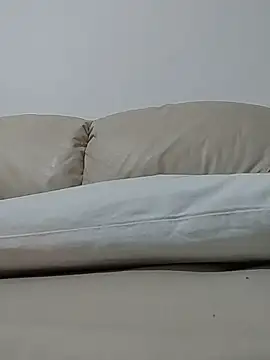 thonyx93 online show from November 21, 2025, 1:32 pm