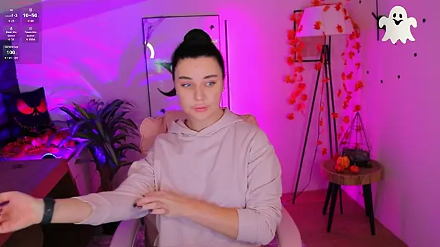 Snapshot of Black___Barbie chatting on November 2, 2025, 9:09 pm Black   Barbie online show from November 2, 2025, 9:09 pm