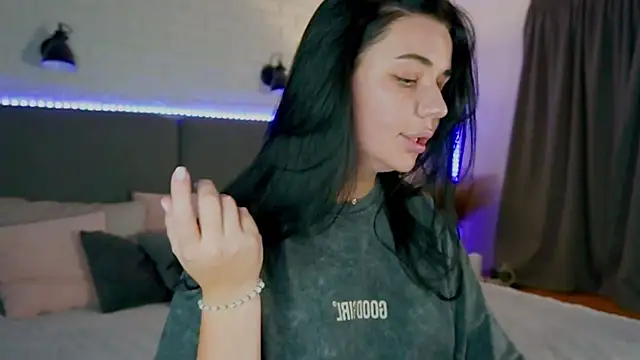 Snapshot of Black___Barbie chatting on September 28, 2025, 7:54 pm Black   Barbie online show from September 28, 2025, 7:54 pm