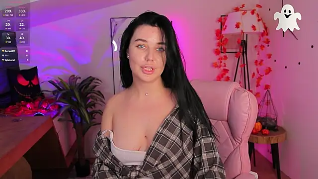 Snapshot of Black___Barbie chatting on November 1, 2025, 2:00 pm Black   Barbie online show from November 1, 2025, 2:00 pm