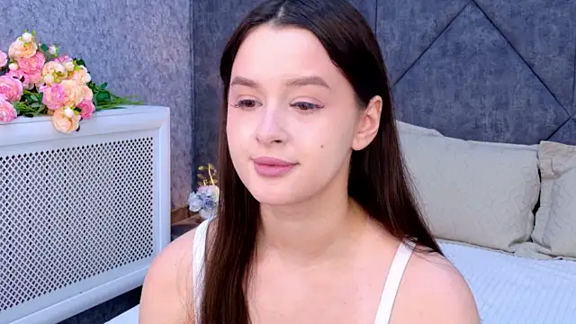 Snapshot of EvaSwen chatting on July 24, 2026, 4:36 pm EvaSwen online show from July 24, 2026, 4:36 pm