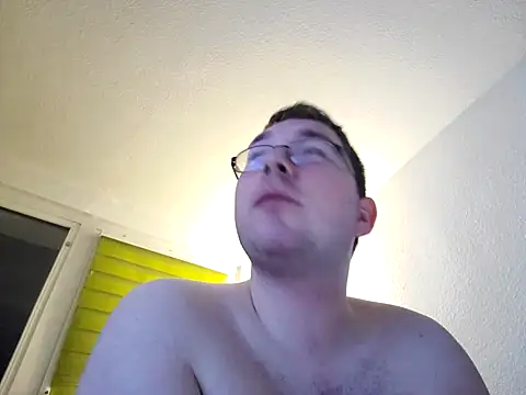 Snapshot of stivi2526 chatting on November 6, 2025, 8:13 pm stivi2526 online show from November 6, 2025, 8:13 pm