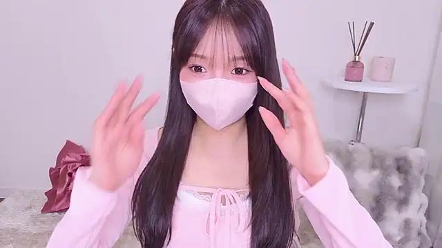 Seira  nn online show from February 21, 2026, 1:24 pm