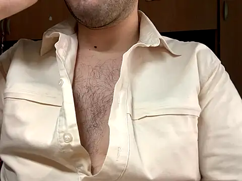 Snapshot of cazzo18cm3 chatting on December 2, 2025, 10:39 am cazzo18cm3 online show from December 2, 2025, 10:39 am