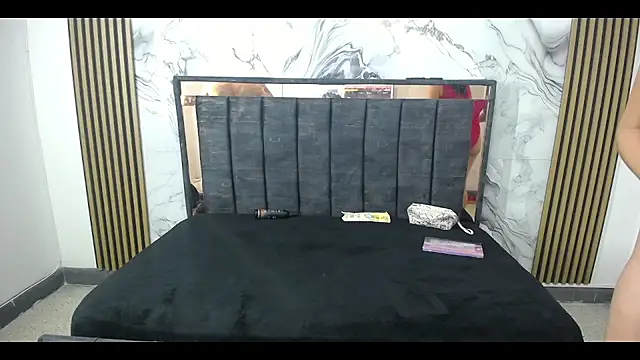 genesis and alex online show from December 16, 2025, 7:40 pm