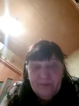 Apeesynka55211 online show from March 7, 2026, 9:31 pm