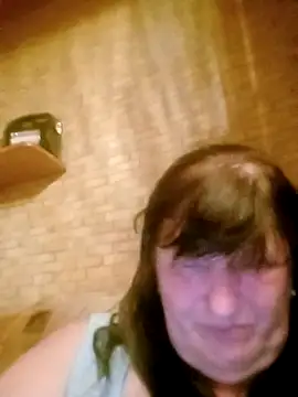 Apeesynka55211 online show from June 2, 2026, 6:19 pm