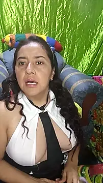 Snapshot of linda_swett chatting on February 1, 2026, 10:13 am linda swett online show from February 1, 2026, 10:13 am