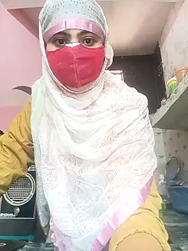 Pihu-56 online show from November 18, 2025, 4:05 am