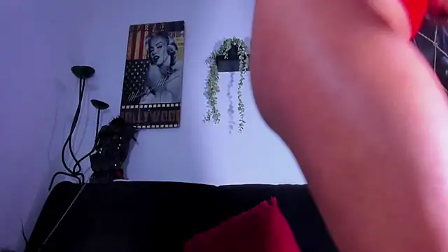 RobertaxGutierrez online show from March 14, 2026, 11:49 am