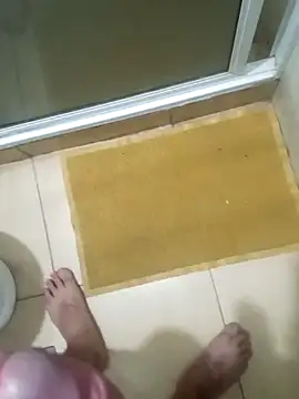 gonzaloit online show from April 30, 2026, 2:18 am