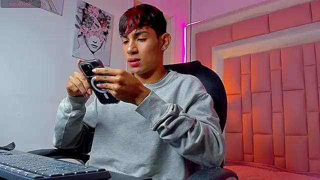 cherub  online show from December 23, 2025, 4:23 am