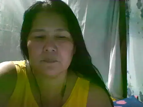 Snapshot of milagrose_rose chatting on June 2, 2026, 11:54 am milagrose rose online show from June 2, 2026, 11:54 am