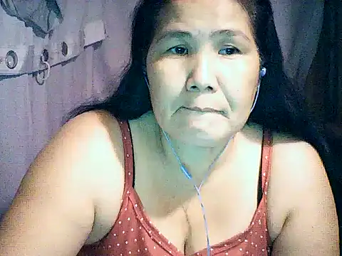 Snapshot of milagrose_rose chatting on July 9, 2026, 11:31 am milagrose rose online show from July 9, 2026, 11:31 am