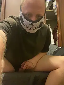 Littleboy133 online show from October 26, 2025, 3:07 am