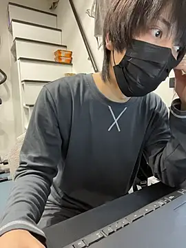 mikan kun st online show from November 7, 2025, 1:32 am