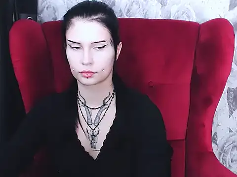 Snapshot of VenomDoll chatting on October 16, 2025, 7:22 pm VenomDoll online show from October 16, 2025, 7:22 pm