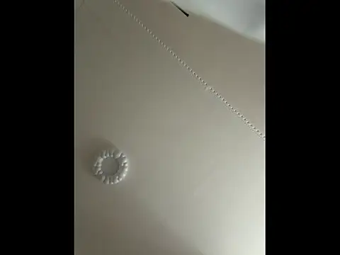 Snapshot of xiaowan_x chatting on November 28, 2025, 5:51 am xiaowan x online show from November 28, 2025, 5:51 am