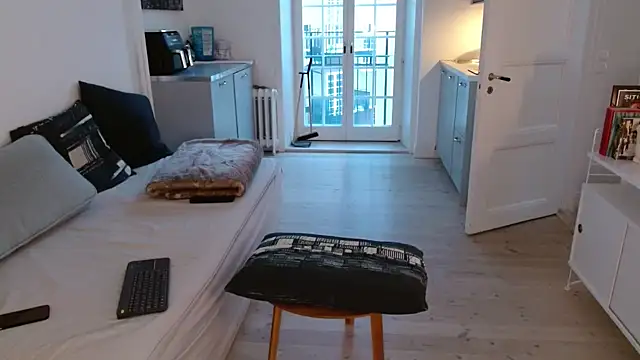 Italoalpha online show from January 10, 2026, 8:42 am