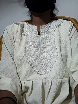 Snapshot of Hotty_ruvi chatting on October 25, 2025, 8:42 pm Hotty ruvi online show from October 25, 2025, 8:42 pm