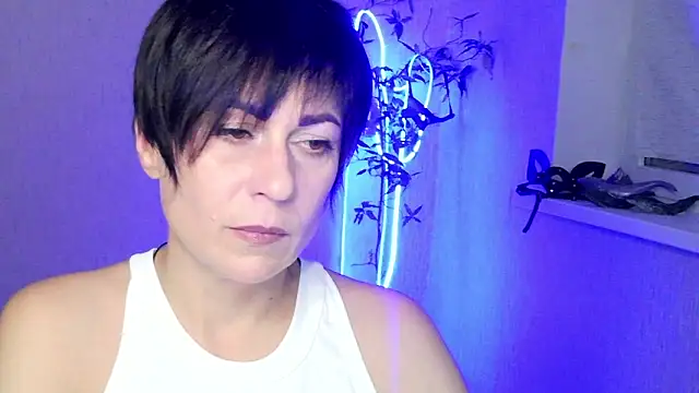 Snapshot of Ashley_Brookss chatting on December 5, 2025, 3:32 pm Ashley Brookss online show from December 5, 2025, 3:32 pm