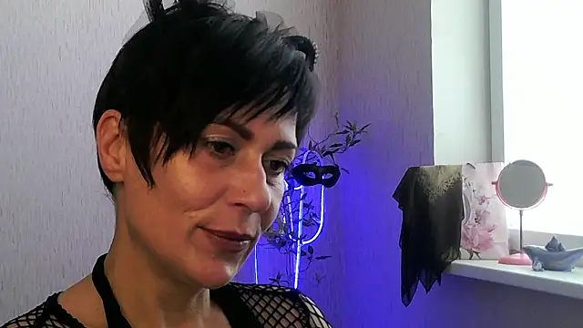 Snapshot of Ashley_Brookss chatting on November 15, 2025, 9:24 am Ashley Brookss online show from November 15, 2025, 9:24 am